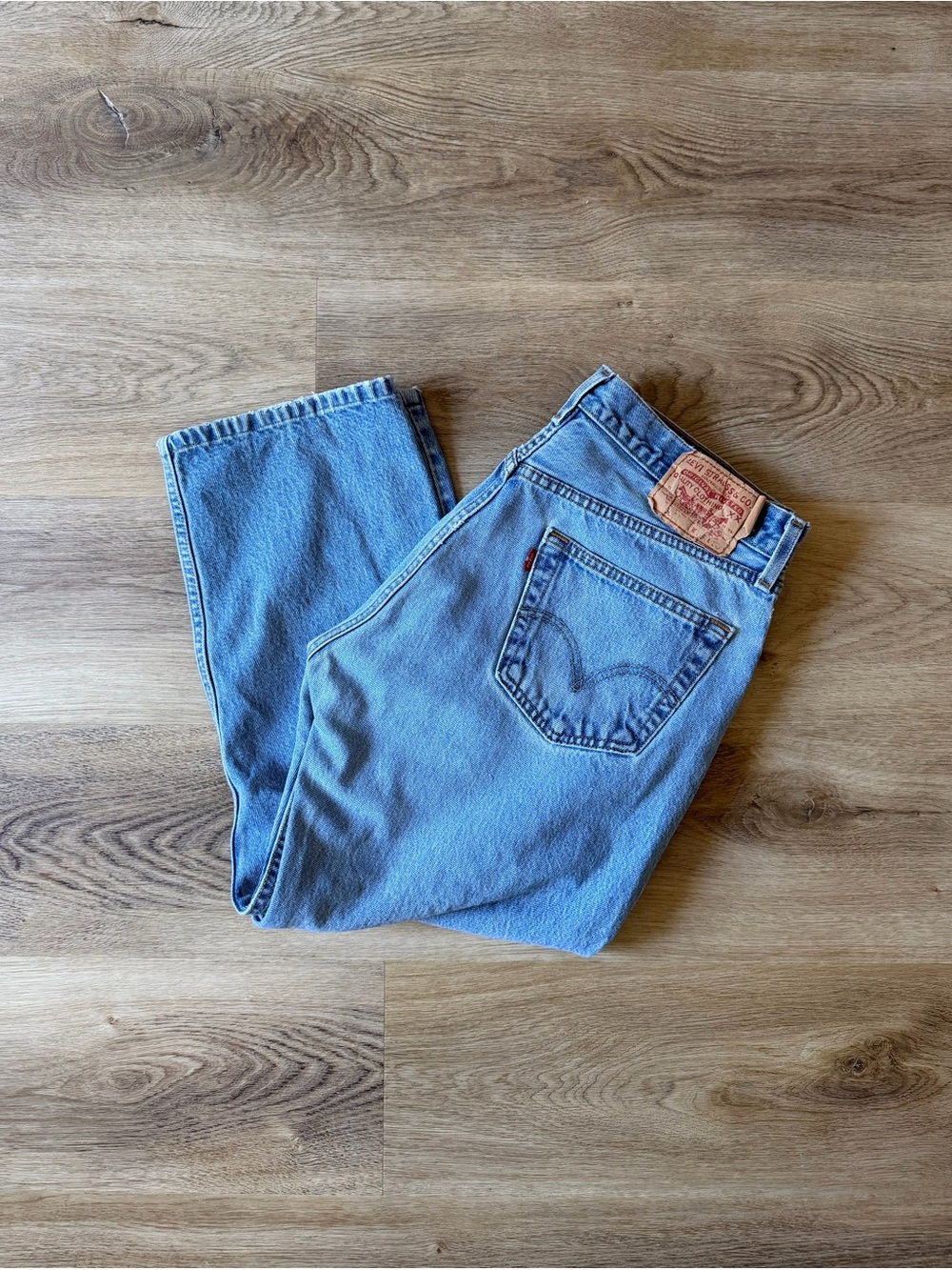 Vintage Y2K Levi's 501 XX Men's 32x24 Light Wash Blue Denim Button Fly Classic